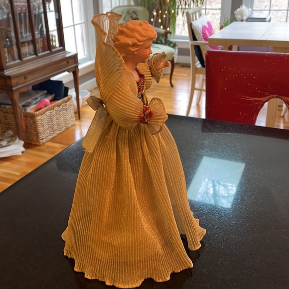 13 inch Porcelain Victorian Angel - Gold and Burgundy - Picture 9 of 16